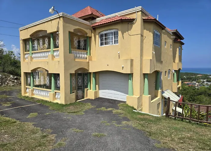 Apartment Poinciana One 257 Poinciana Drive Wood Jamaica Montego Bay